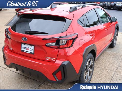 Used 2024 Subaru Crosstrek 2.0i Premium AWD/4WD image 6
