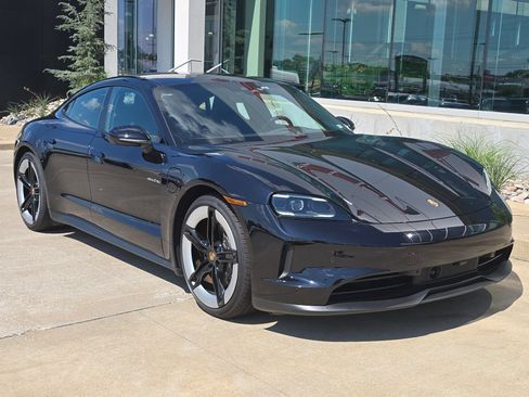Certified 2025 Porsche Taycan RWD image 9