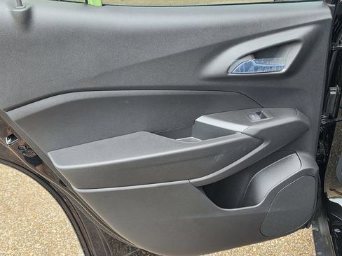 New 2026 Chevrolet Trax LT w/ Driver Confidence Package FWD image 21