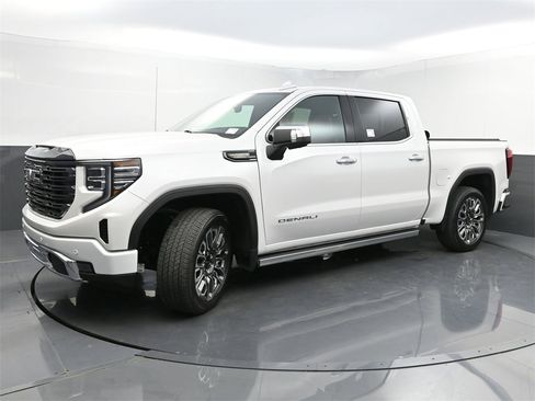Used 2023 GMC Sierra 1500 Denali Ultimate image 25