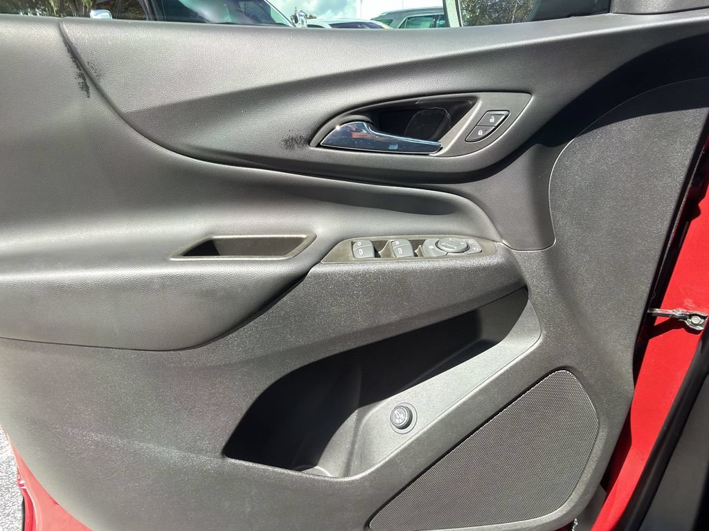 Used 2023 Chevrolet Equinox LT FWD image 23