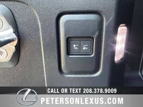 Used 2023 Land Rover Defender 110 S AWD/4WD image 21