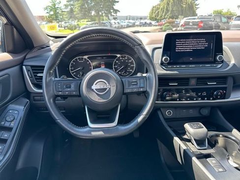 Certified 2023 Nissan Rogue SV w/ SV Premium B Package AWD/4WD image 15