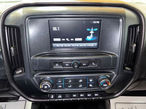 Used 2018 Chevrolet Silverado 2500 W/T w/ Snow Plow Prep Package image 19