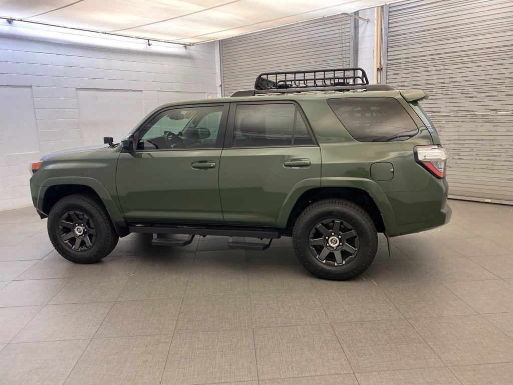 Used 2022 Toyota 4Runner Trail Special Edition AWD/4WD image 4