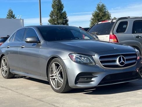 Used 2019 Mercedes-Benz E 300 image 10