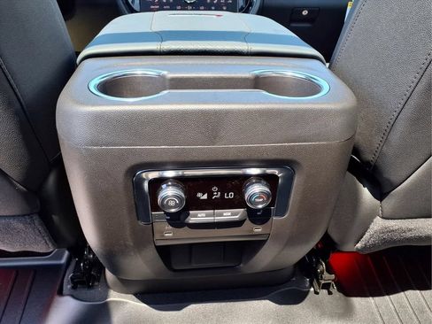 New 2026 GMC Yukon AT4 w/ AT4 Premium Package AWD/4WD image 18