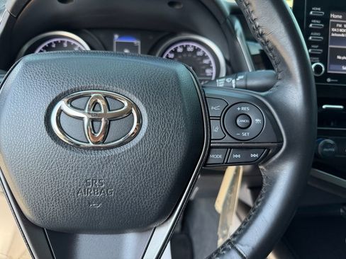Used 2023 Toyota Camry SE FWD image 20