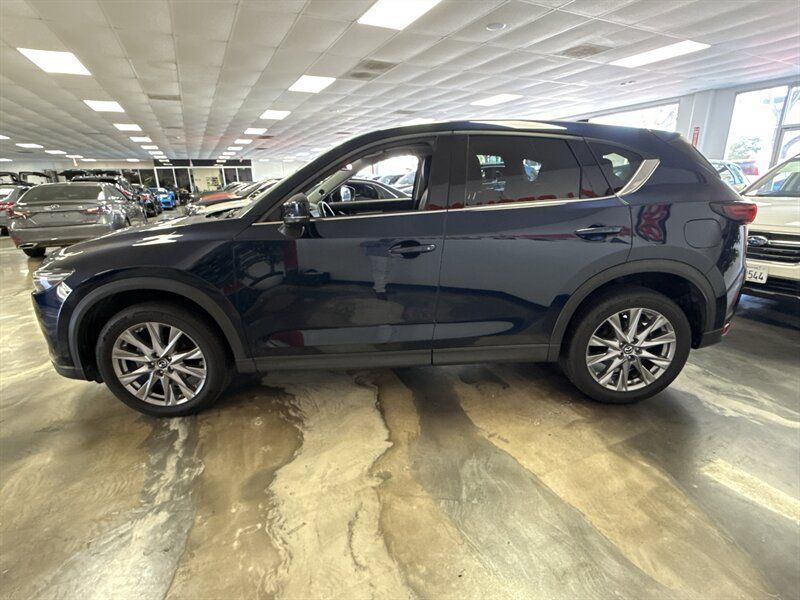 Used 2020 MAZDA CX-5 Grand Touring w/ GT Premium Package FWD image 4