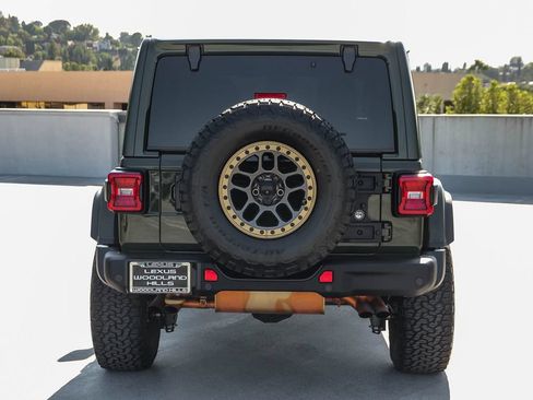 Used 2022 Jeep Wrangler Unlimited Rubicon w/ Xtreme Recon 35" Tire Package AWD/4WD image 5
