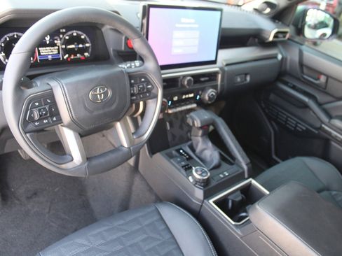 New 2026 Toyota 4Runner TRD Off-Road Premium AWD/4WD image 24