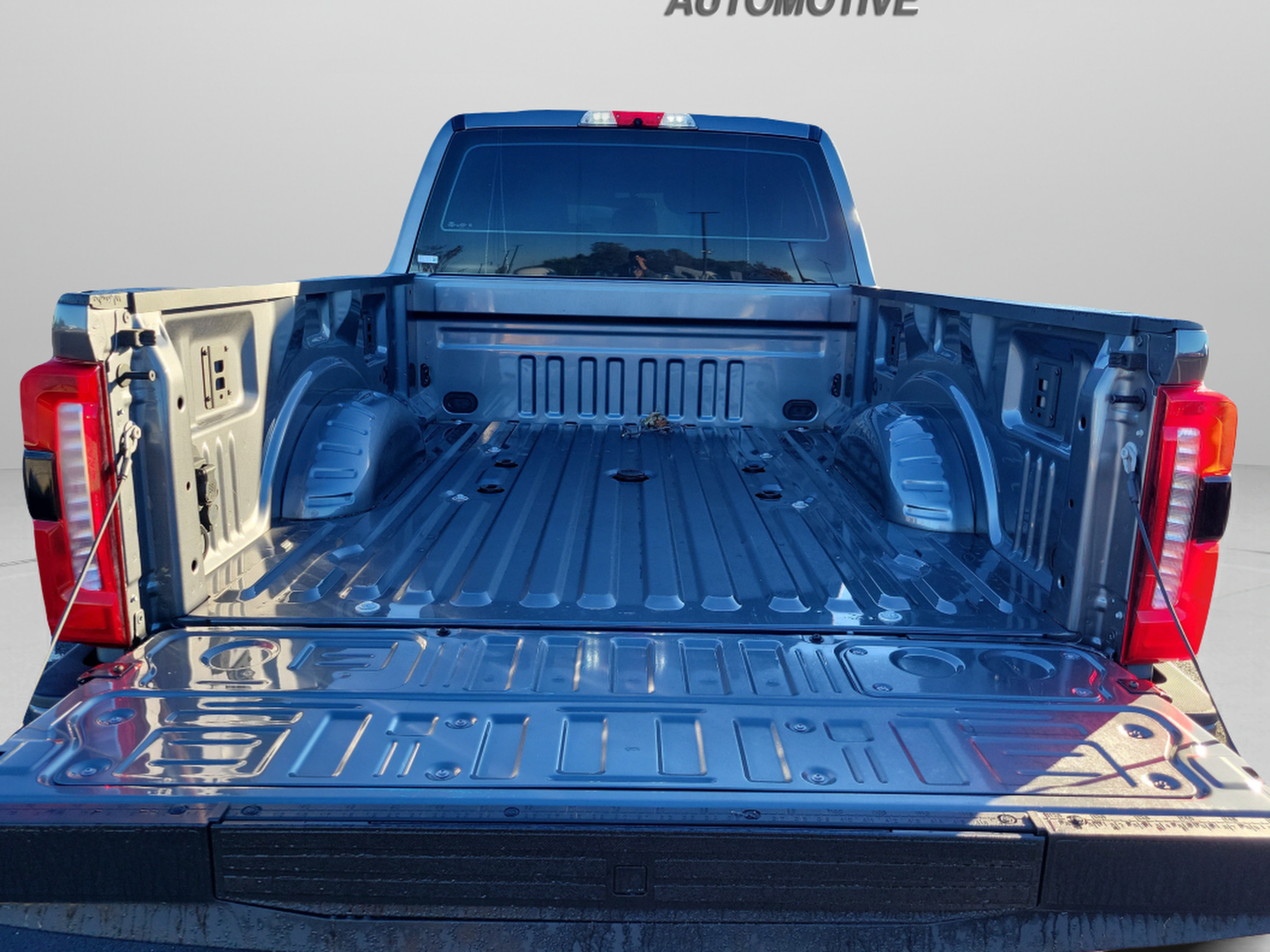 Used 2024 Ford F250 XL w/ STX Appearance Package AWD/4WD image 12