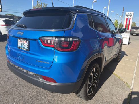 Used 2022 Jeep Compass Limited AWD/4WD image 7