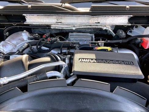 Used 2020 GMC Sierra 2500 Denali w/ Denali Ultimate Package image 10