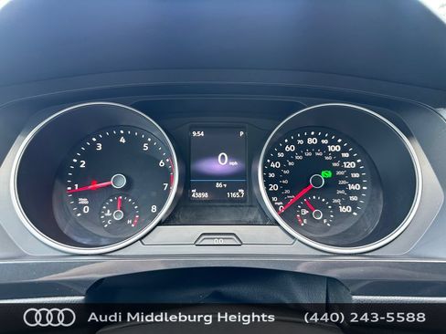 Used 2019 Volkswagen Tiguan SE w/ Panoramic Sunroof Package AWD/4WD image 30