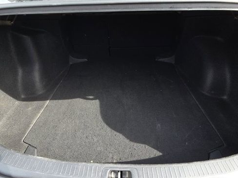 Used 2024 Toyota Corolla LE image 32