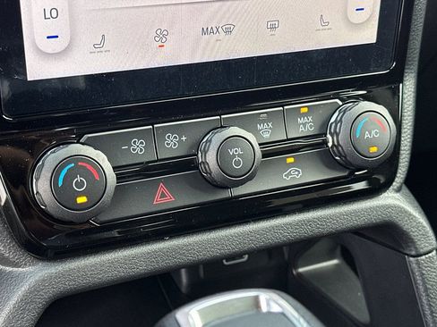 New 2025 Ford Ranger XLT w/ Equipment Group 301A High image 19