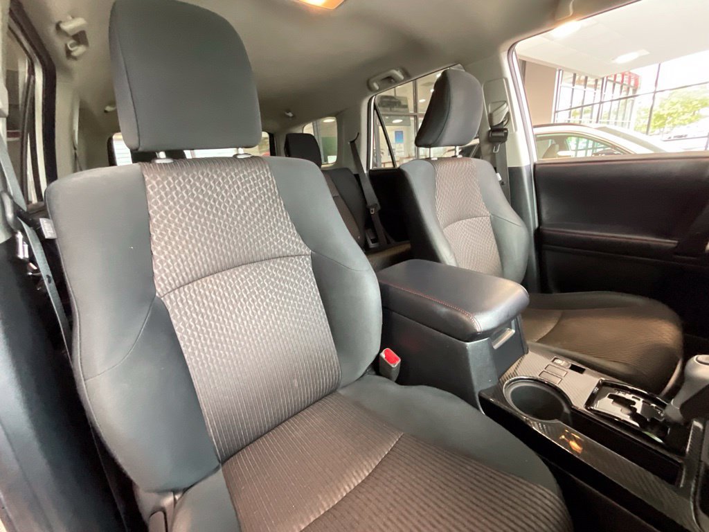 Used 2017 Toyota 4Runner TRD Off-Road w/ Convenience Package AWD/4WD image 19
