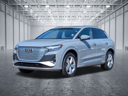 Used 2023 Audi Q4 e-tron Premium Plus AWD/4WD image 9