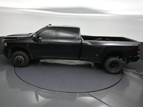 Used 2024 RAM 3500 Big Horn w/ Night Edition AWD/4WD image 16