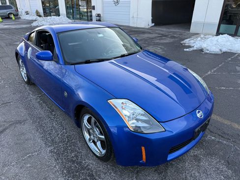 Used 2004 Nissan 350Z Performance w/ Aerodynamics Pkg image 13