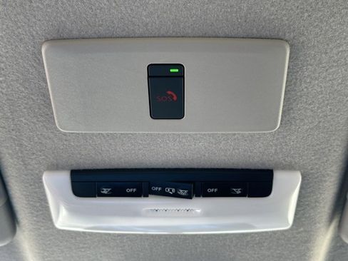 Certified 2024 Nissan Kicks SV w/ Interior Electronics Package image 37