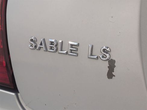 Used 2005 Mercury Sable LS image 12