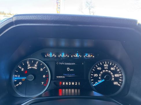 Used 2016 Ford F150 XLT w/ Equipment Group 301A Mid image 16