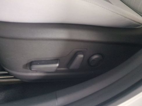 Used 2023 Hyundai Kona SEL w/ Convenience Package FWD image 22