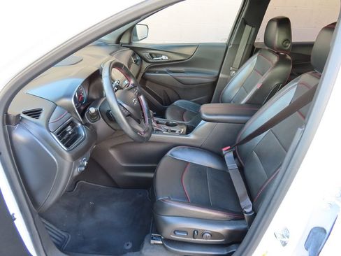 Used 2023 Chevrolet Equinox RS w/ RS Leather Package AWD/4WD image 31