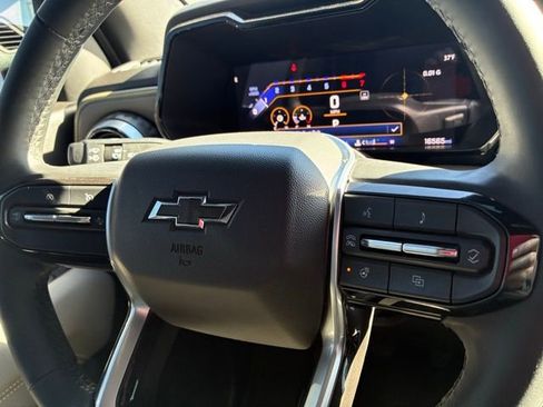 Used 2024 Chevrolet Colorado ZR2 w/ ZR2 Convenience Package III image 15