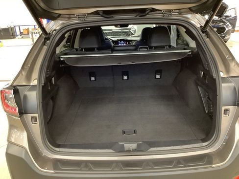 Used 2023 Subaru Outback Limited AWD/4WD image 20