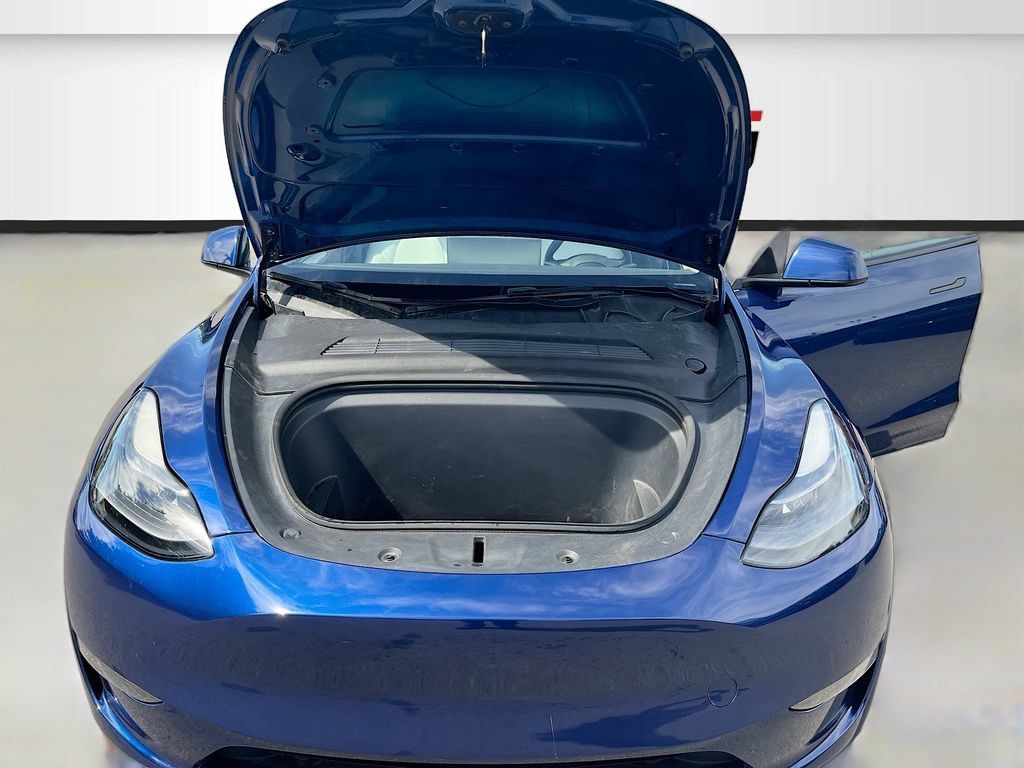 Used 2024 Tesla Model Y Performance AWD/4WD image 27