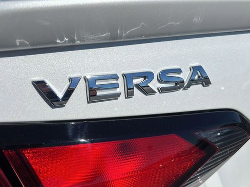 New 2025 Nissan Versa SR w/ Trunk Package image 10