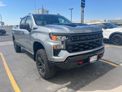 New 2026 Chevrolet Silverado 1500 Custom Trail Boss w/ LPO, Dark Essentials Package
