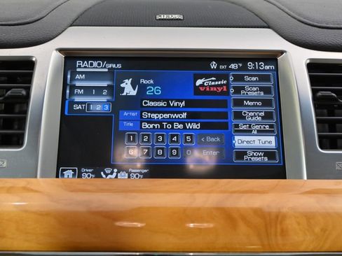 Used 2012 Lincoln MKS AWD image 28