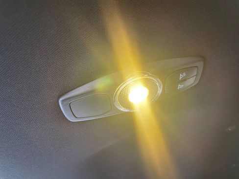 Used 2013 Ford Explorer XLT FWD image 27