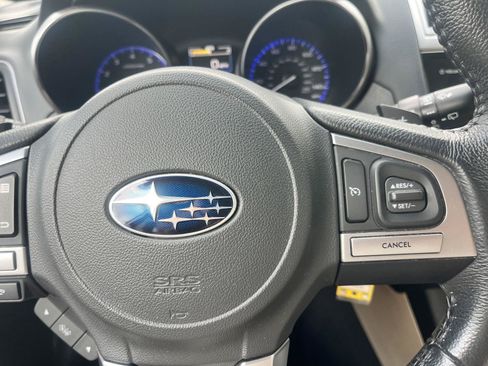 Used 2017 Subaru Outback 2.5i Premium w/ Popular Package #1 AWD/4WD image 25