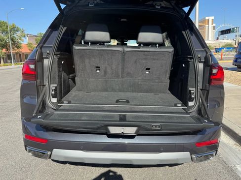 Used 2021 BMW X7 xDrive40i w/ Premium Package image 42