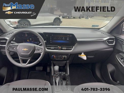 Used 2024 Chevrolet TrailBlazer LT FWD image 12