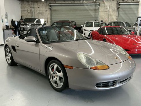 Used 2002 Porsche Boxster S image 36
