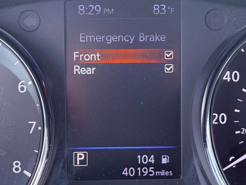 Used 2020 Nissan Rogue SV image 19