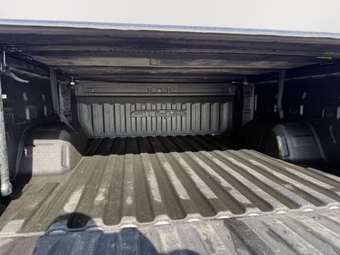 Used 2023 GMC Sierra 1500 AT4X image 10