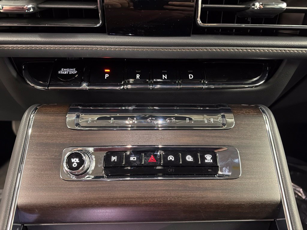New 2027 Lincoln Aviator Reserve AWD/4WD image 14