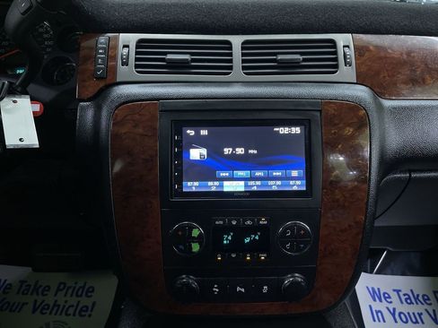 Used 2013 Chevrolet Tahoe LT image 8