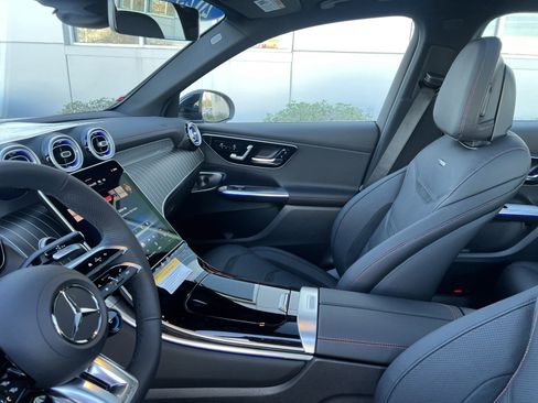New 2025 Mercedes-Benz GLC 43 AMG 4MATIC image 19