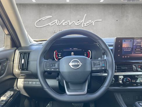 New 2026 Nissan Pathfinder Platinum w/ Cargo Package FWD image 22