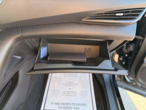 Used 2023 Buick Envision Preferred AWD/4WD image 21