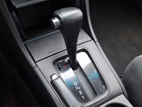 Used 2005 Honda Accord LX image 19