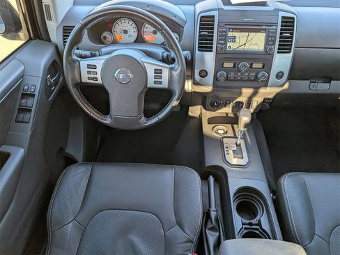 Used 2021 Nissan Frontier PRO-4X w/ Pro-4x Utility Package image 10